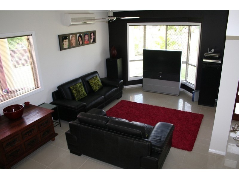 11 Torrey Place, Robina QLD 4226