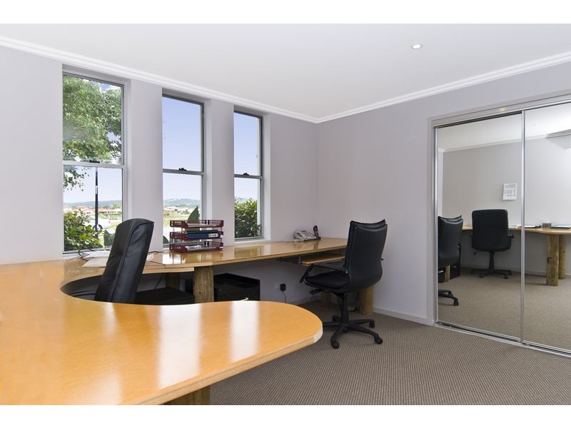 13 Watts Drive, Varsity Lakes QLD 4227