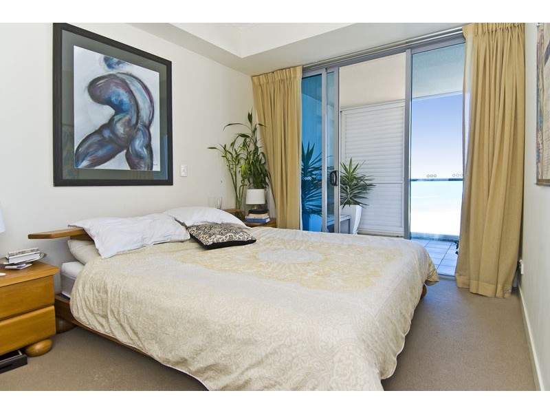 1107/3 McLean Street, Coolangatta QLD 4225