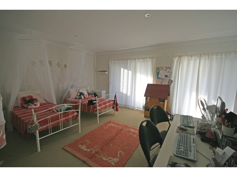 19 Royal Links Drive, Robina QLD 4226