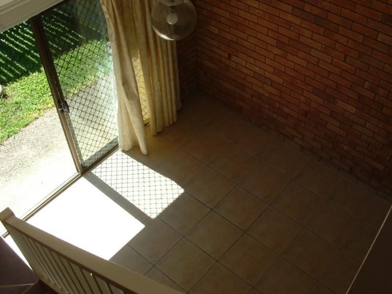 4/11 Macquarie Street, Woodridge QLD 4114