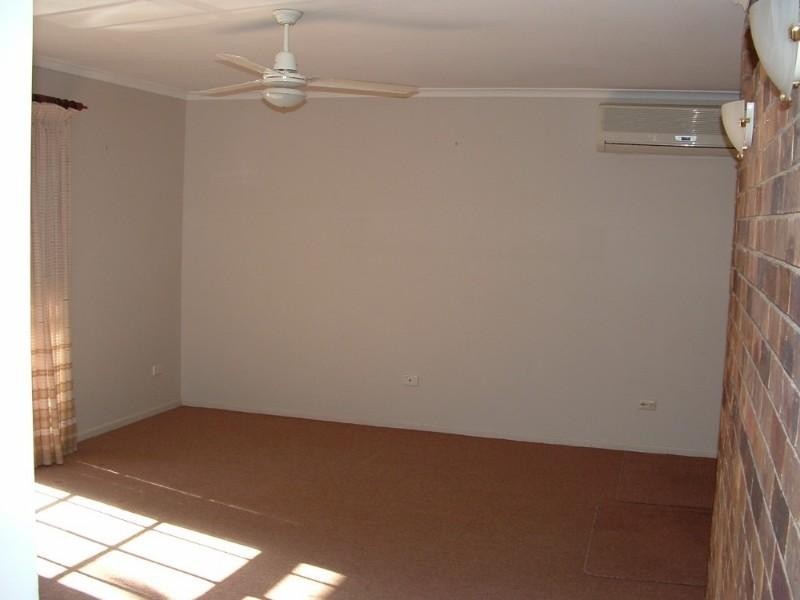 104 Barbaralla Drive, Springwood QLD 4127