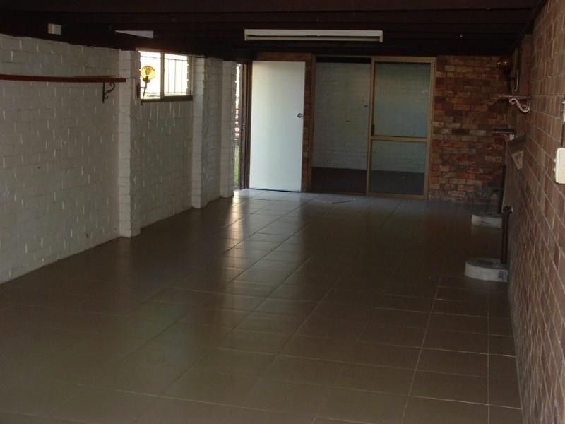 104 Barbaralla Drive, Springwood QLD 4127