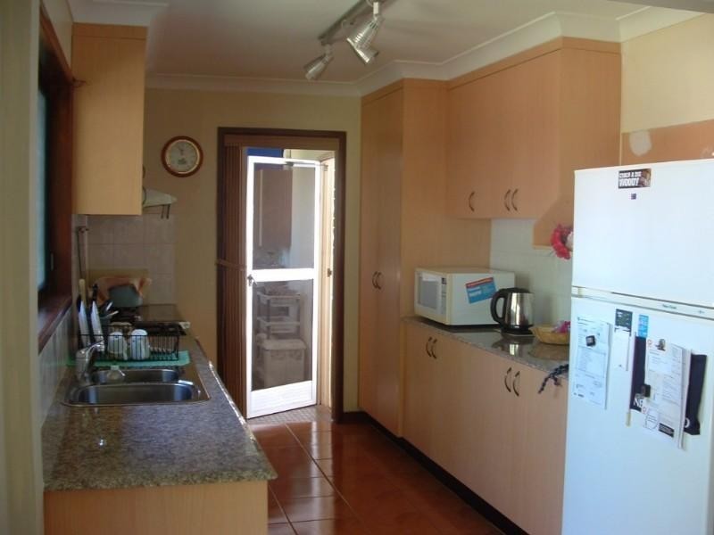 37 Wootton Crescent, Springwood QLD 4127