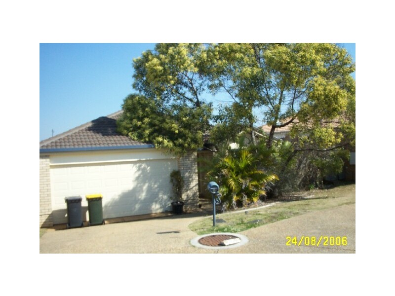 8 Wivenhoe Place, Runcorn QLD 4113