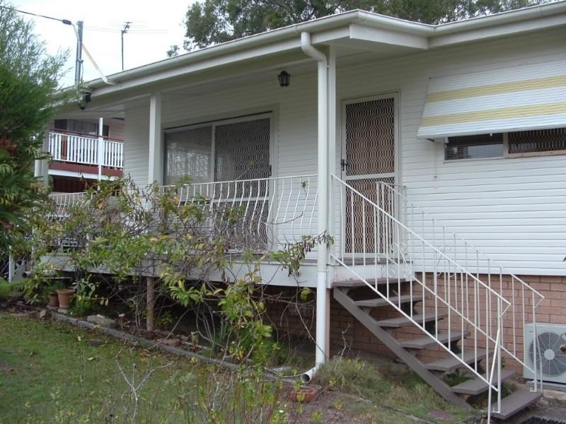 33 Binnalong Street, Rochedale South QLD 4123