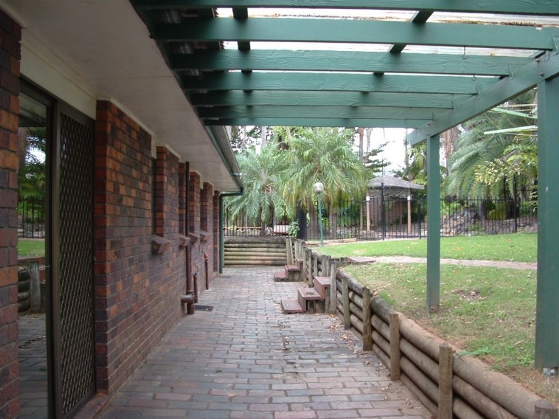 11 Wendy Court, Rochedale South QLD 4123