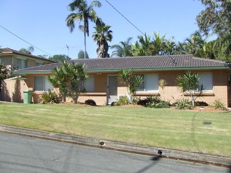 17 Laurinda Crescent, Springwood QLD 4127