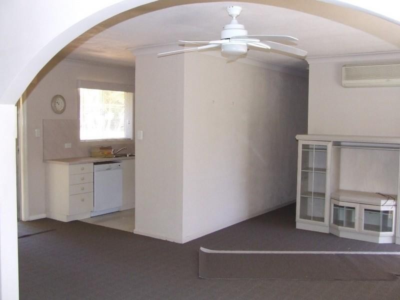 17 Laurinda Crescent, Springwood QLD 4127