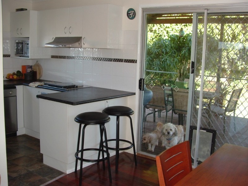 20 Drake Avenue, Springwood QLD 4127