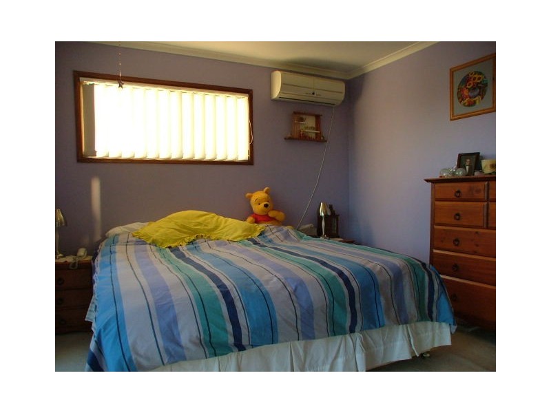 1 Warrandah Street, Rochedale South QLD 4123