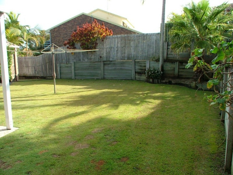 1 Warrandah Street, Rochedale South QLD 4123