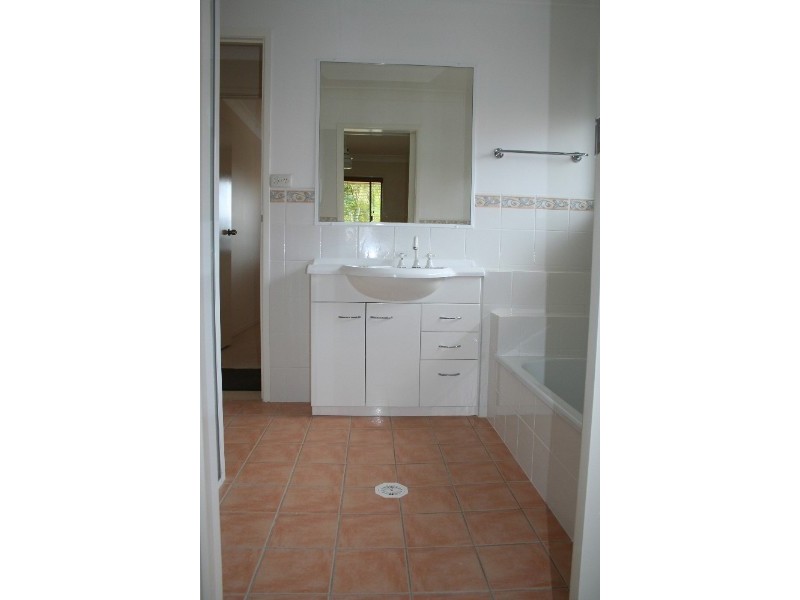 4 Warrandah Street, Rochedale QLD 4123