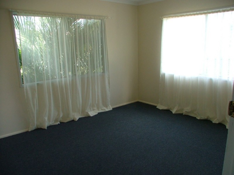 2 Camelot Street, Underwood QLD 4119