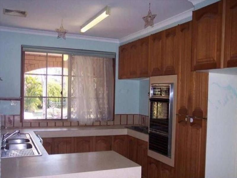 35 Springfield Crescent, Daisy Hill QLD 4127