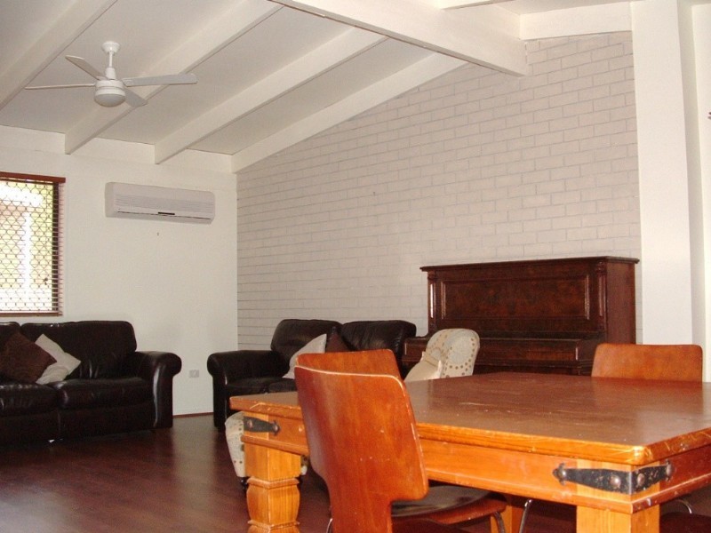 6 Light Street, Springwood QLD 4127