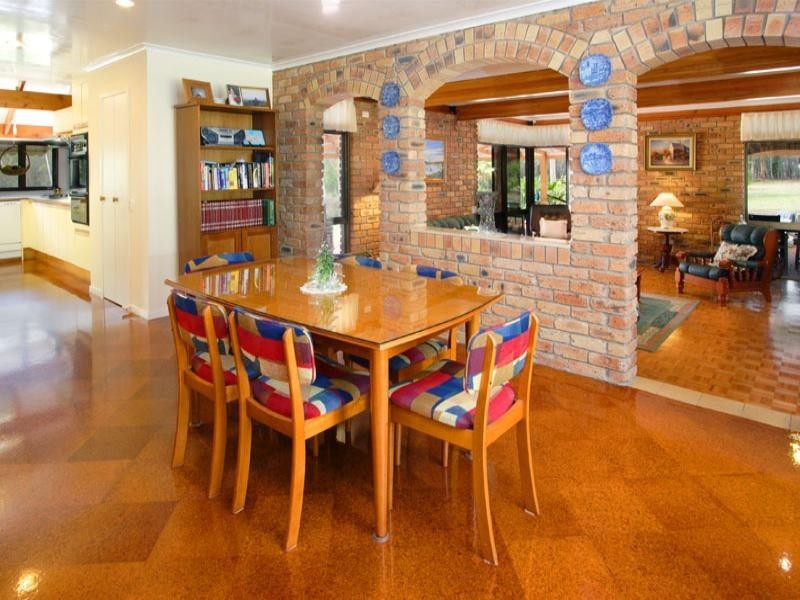 51 Oakridge Street, Burbank QLD 4156