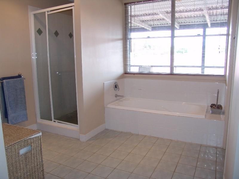 20 Parkway Street, Daisy Hill QLD 4127