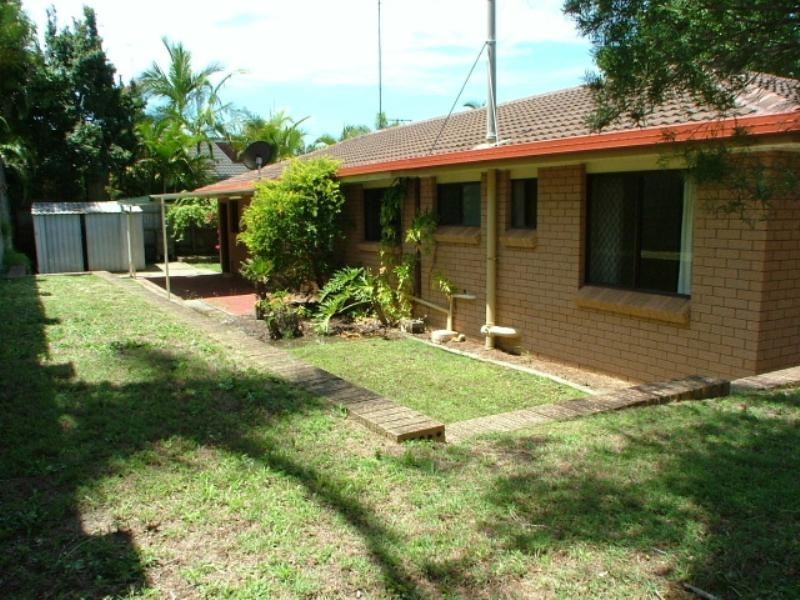 2 Knightsbridge Crescent, Rochedale South QLD 4123
