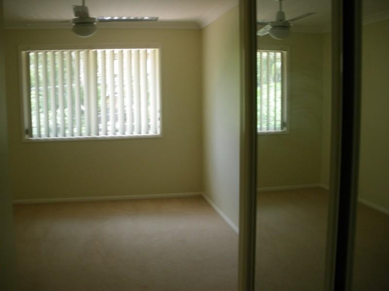 2/2 Sultan Street, Rochedale South QLD 4123