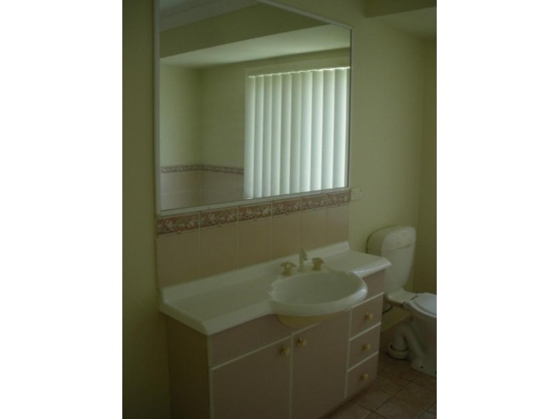 2/2 Sultan Street, Rochedale South QLD 4123