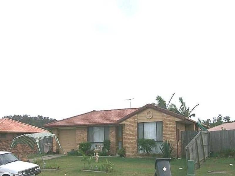 18 Tekam Crescent, Tanah Merah QLD 4128