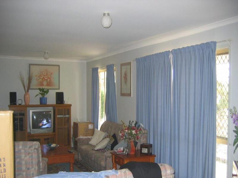 20 Selangor Court, Tanah Merah QLD 4128