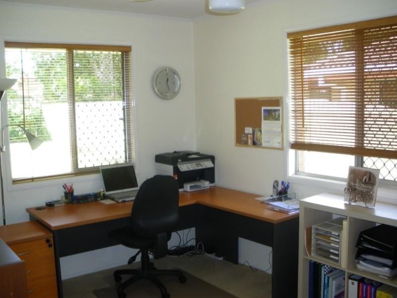 8 Valeena Street, Rochedale South QLD 4123