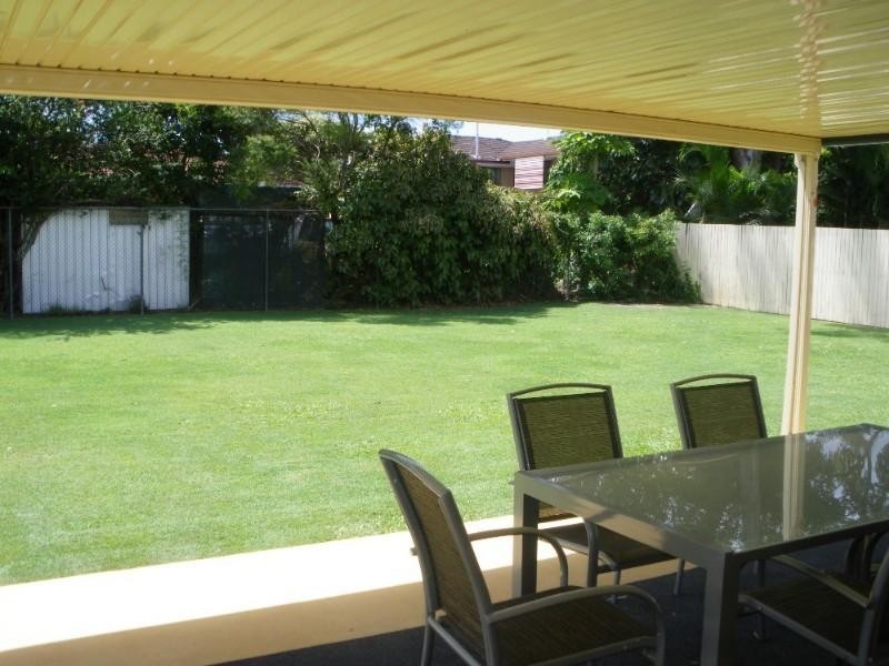 8 Valeena Street, Rochedale South QLD 4123