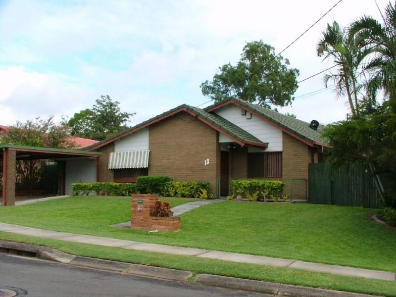 13 Hawdon Crescent, Springwood QLD 4127