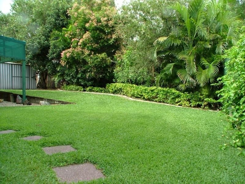 13 Hawdon Crescent, Springwood QLD 4127