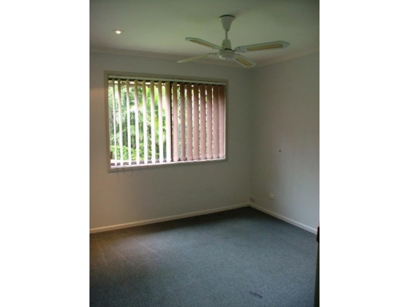 13 Hawdon Crescent, Springwood QLD 4127