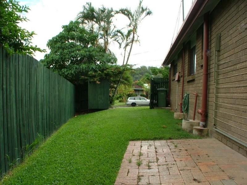 13 Hawdon Crescent, Springwood QLD 4127