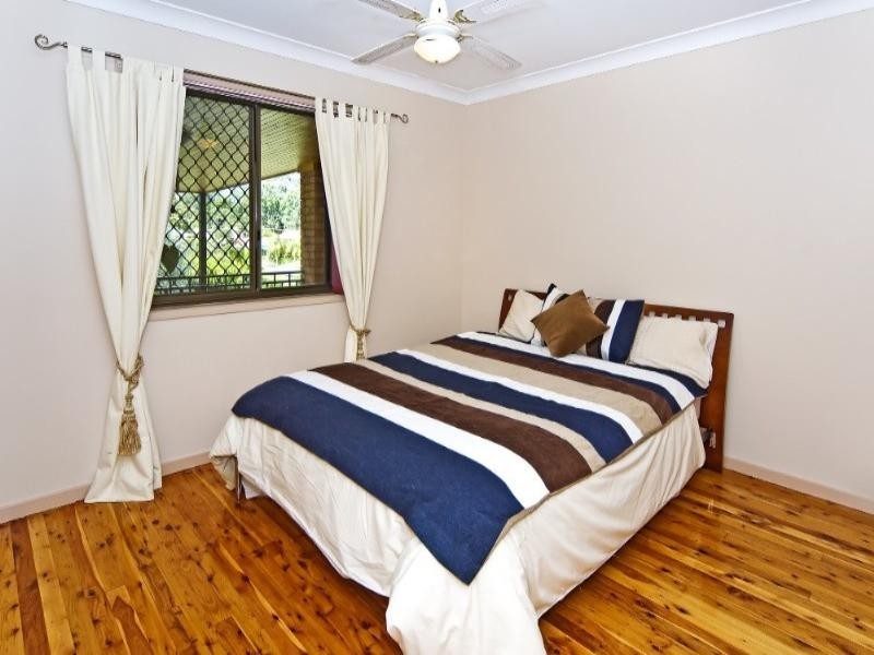 29 Blackthorn Crescent, Shailer Park QLD 4128