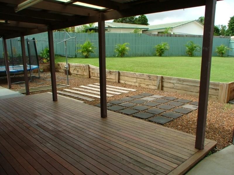 15 Jamberoo Street, Springwood QLD 4127