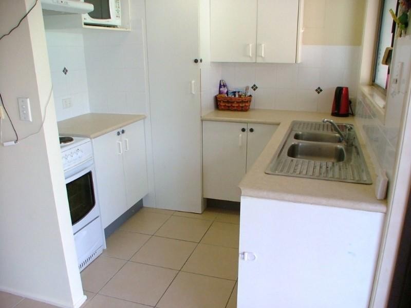 15 Jamberoo Street, Springwood QLD 4127