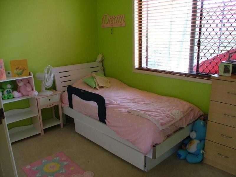 15 Jamberoo Street, Springwood QLD 4127