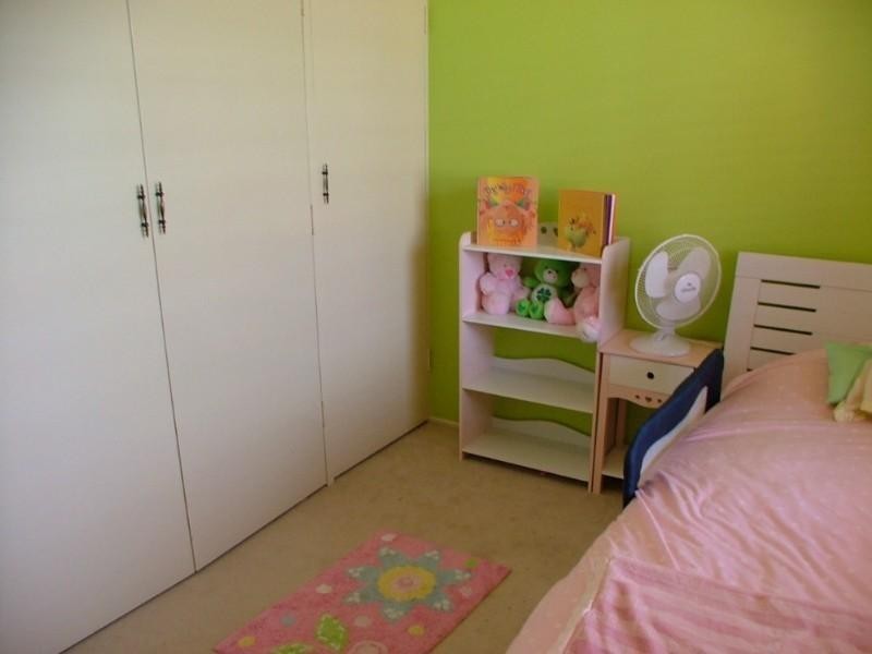 15 Jamberoo Street, Springwood QLD 4127