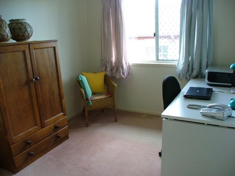 2 Andree Place, Wishart QLD 4122