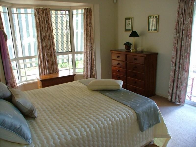 2 Andree Place, Wishart QLD 4122