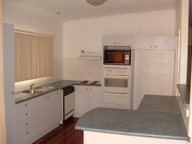 3 Chamberlain Avenue, Rochedale South QLD 4123
