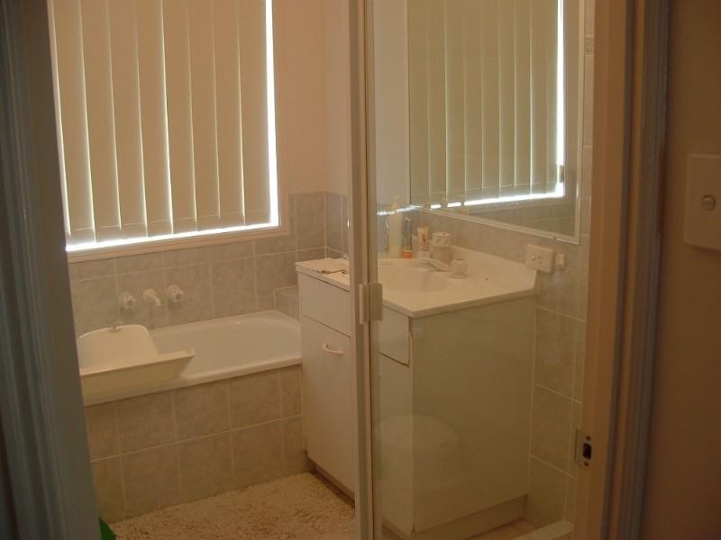 24 Rubicon Crescent, Kuraby QLD 4112