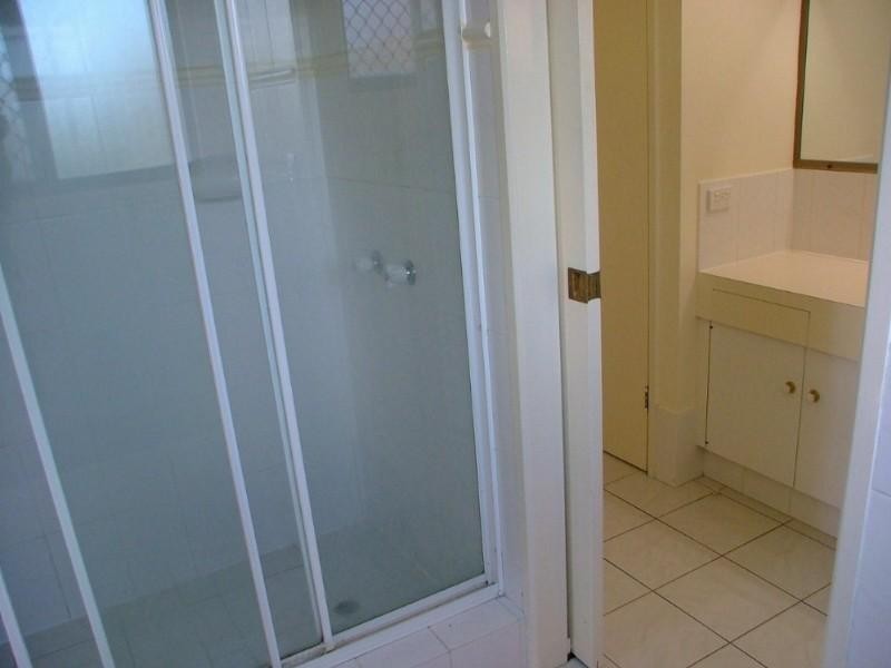 24 Knightsbridge Crescent, Rochedale South QLD 4123