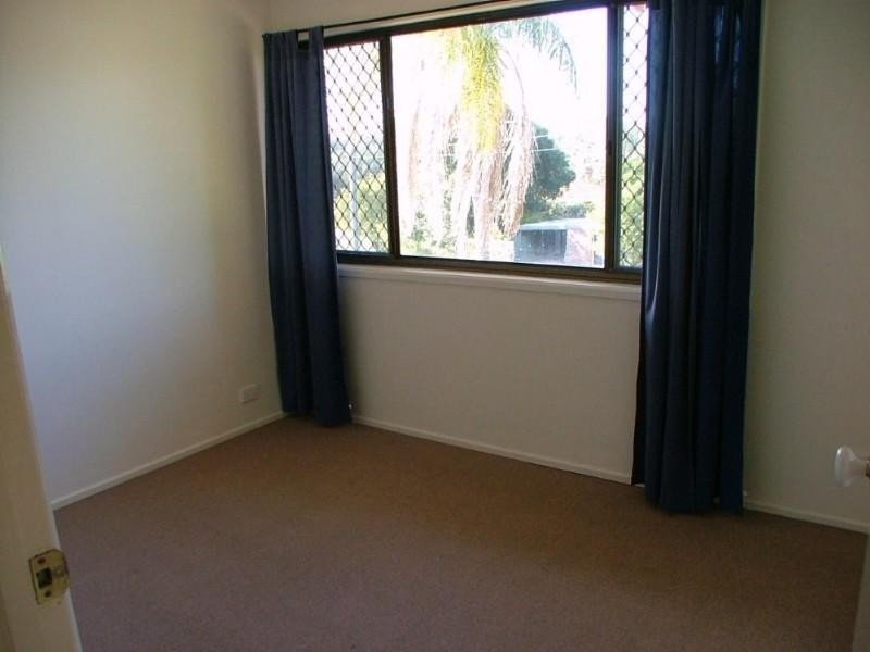 24 Knightsbridge Crescent, Rochedale South QLD 4123