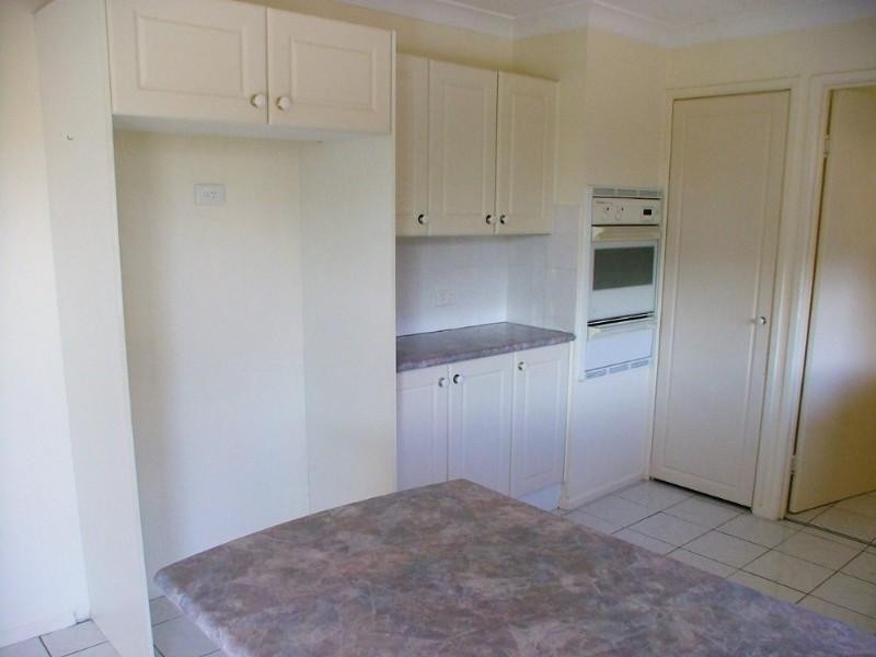 24 Knightsbridge Crescent, Rochedale South QLD 4123