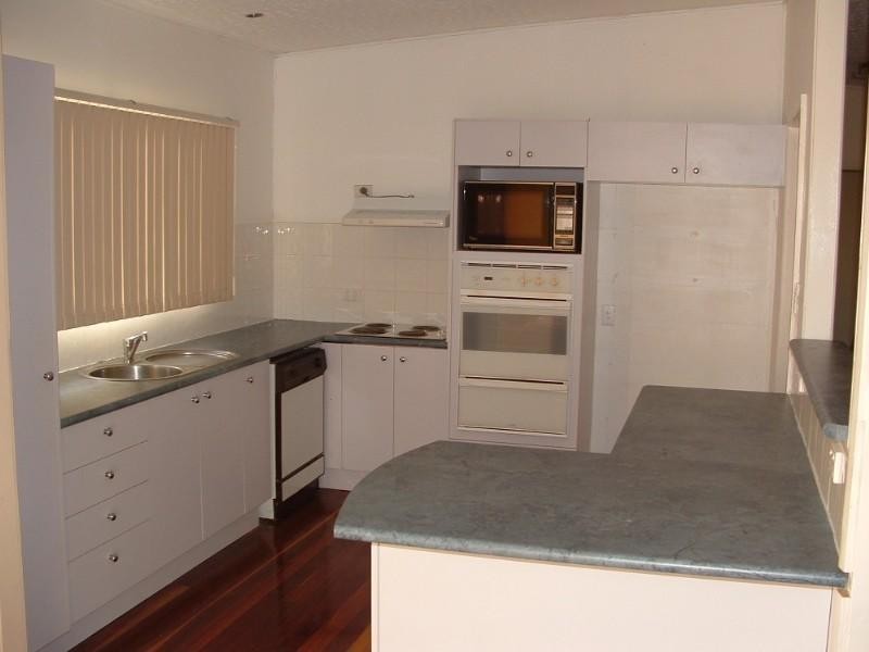 3 Chamberlain Avenue, Rochedale South QLD 4123