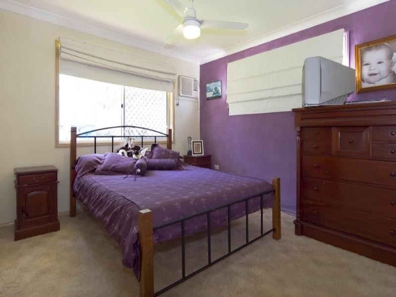 27 Redgum Drive, Regents Park QLD 4118