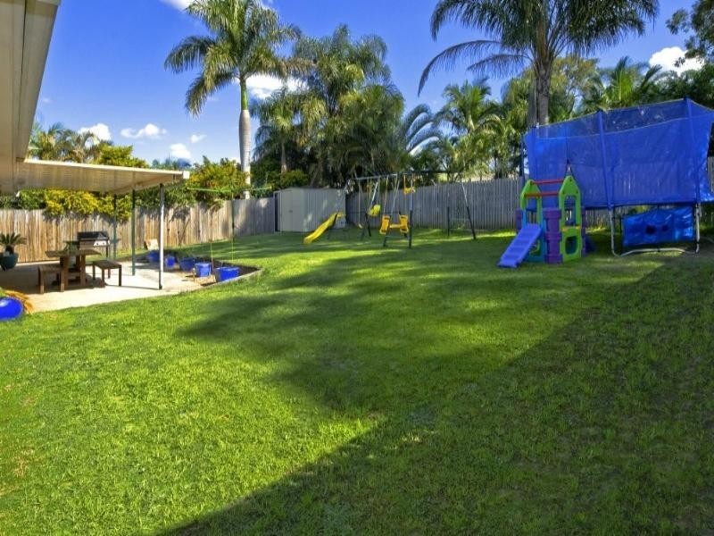 27 Redgum Drive, Regents Park QLD 4118