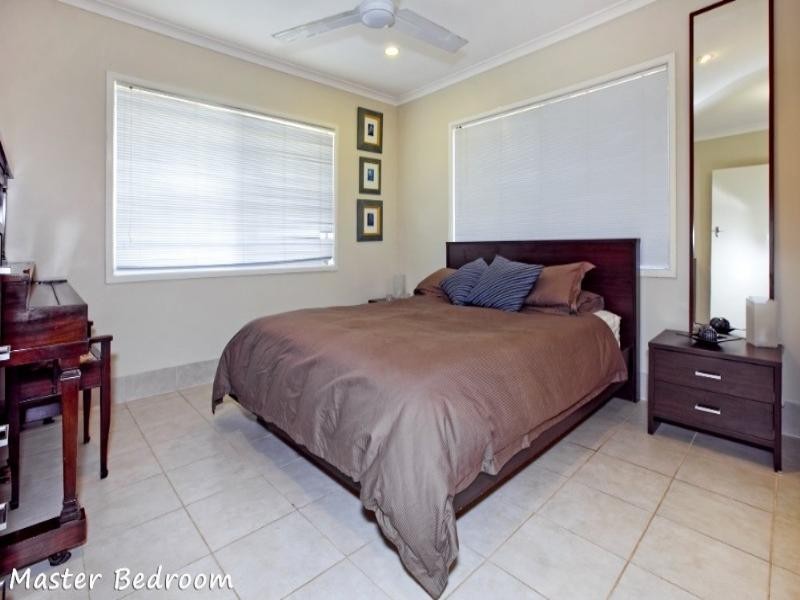 10 Toufik Street, Rochedale South QLD 4123