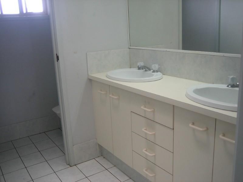 Tanah Merah QLD 4128